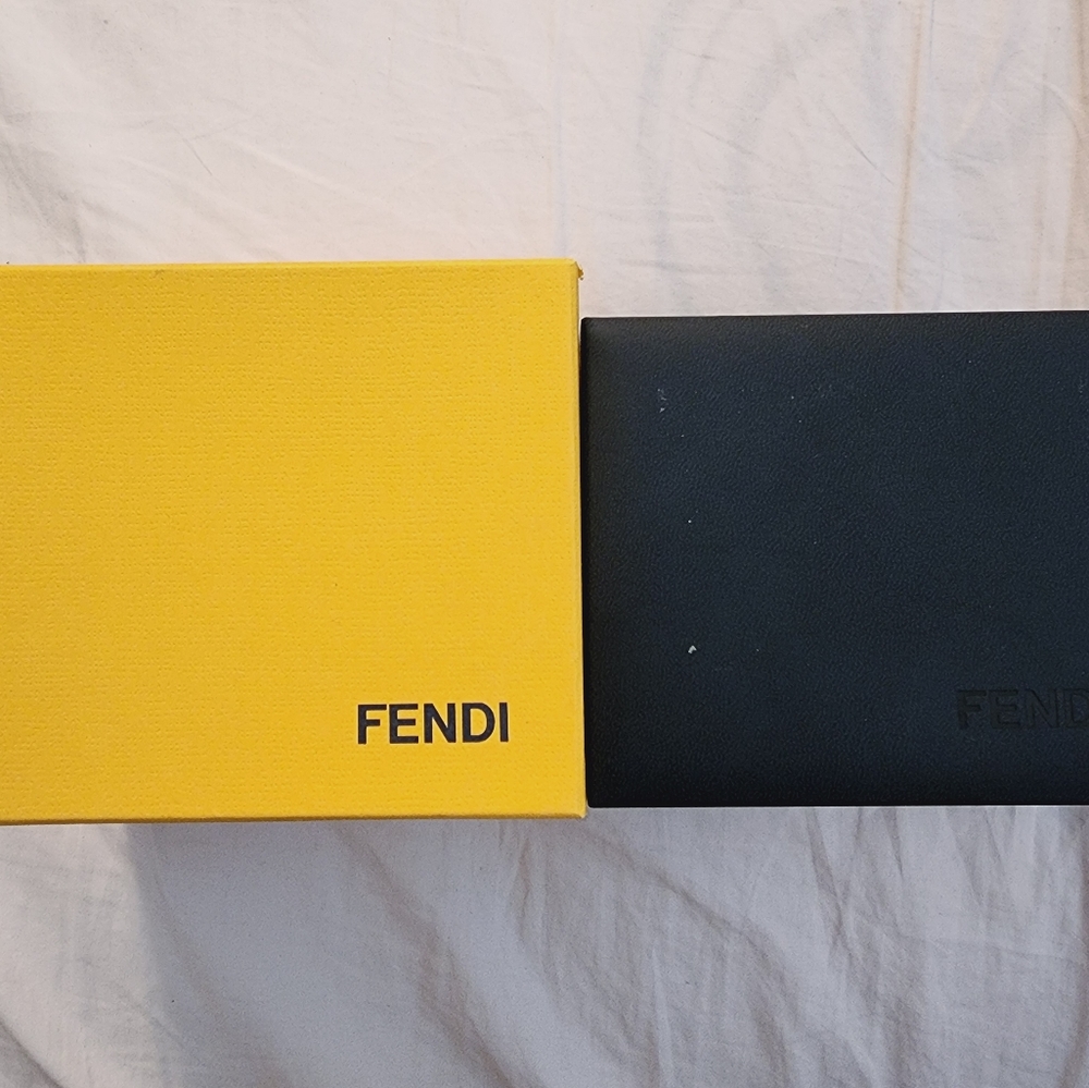 Brand New Fendi watch High Speed 4600M - Picture 9 of 13